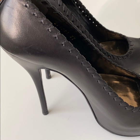 Gucci Black Leather Peep Toe stilettos - Picture 13 of 16
